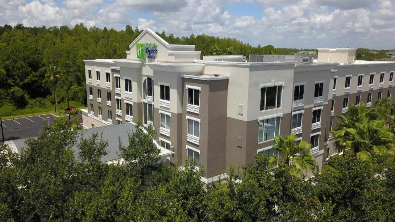 Express And I-75 At Bruce B. Downs By Ihg Hotel 3*