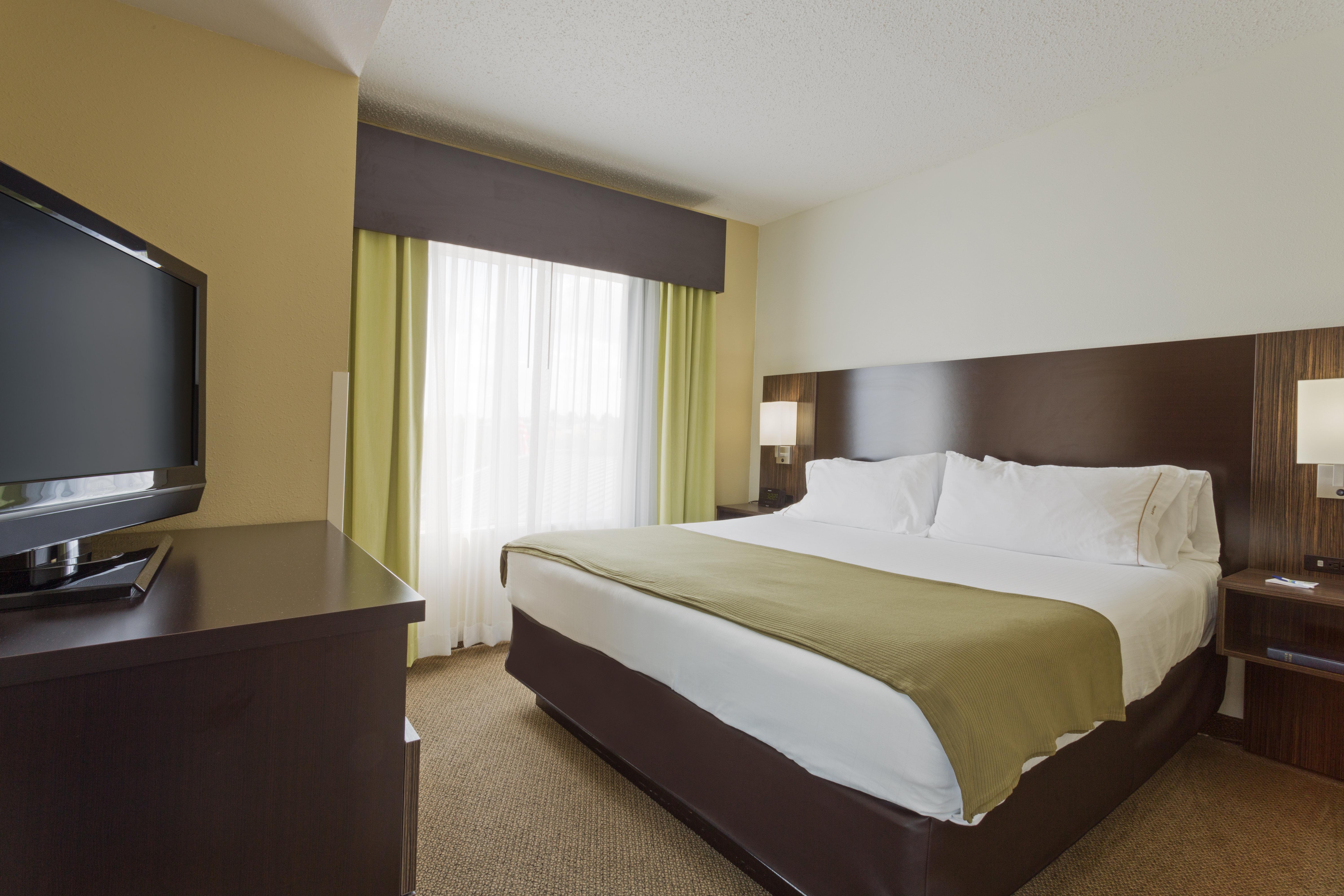 Hotel Express And I-75 At Bruce B. Downs By Ihg 3*
